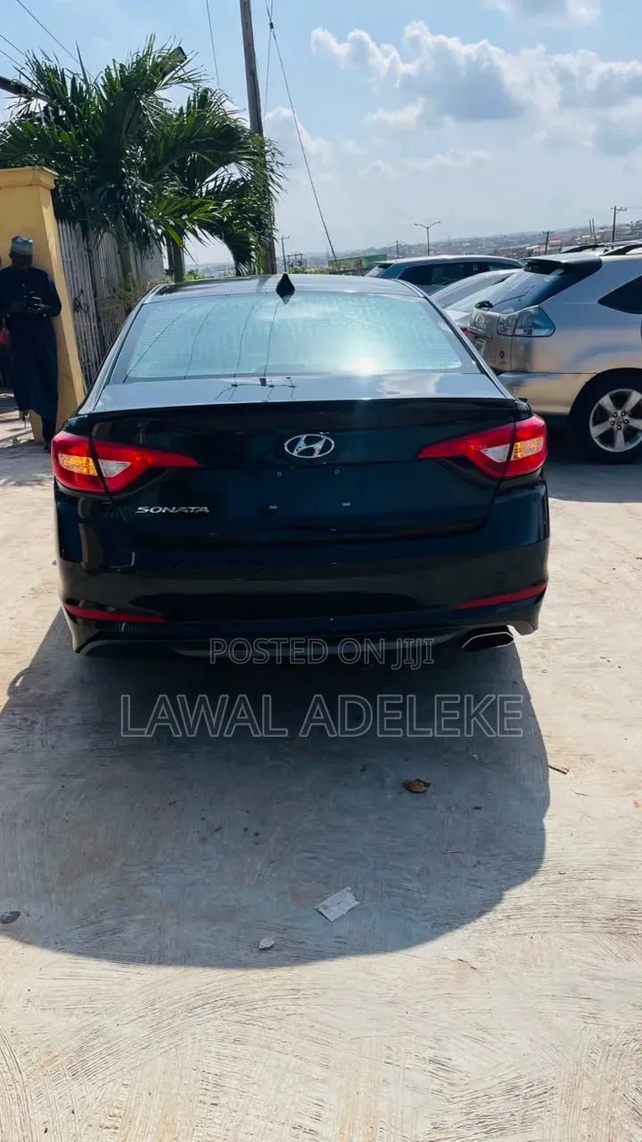 Hyundai Sonata 2016 Black
