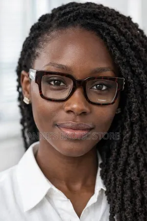 Tommy Hilfiger Unisex Rectangular Eyeglass Frame – Tortoiseshell