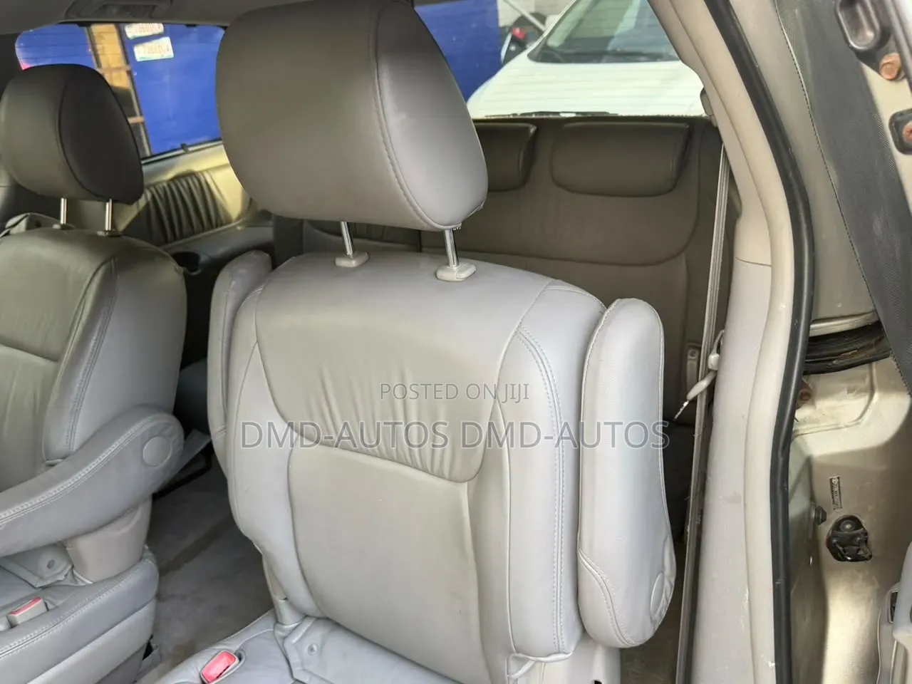 Toyota Sienna 2009