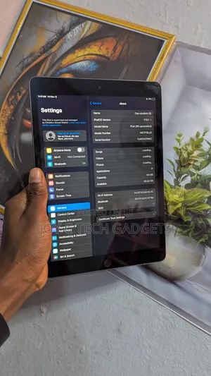Apple iPad 9.7 64 GB Gray