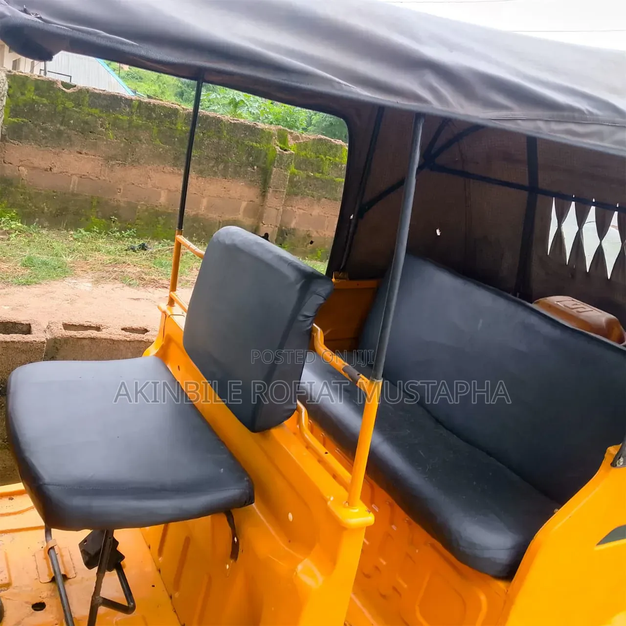 TVS Apache 180 RTR 2022 Yellow