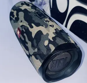 Original JBL Charge 4.