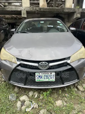 Toyota Camry 2016 Gray