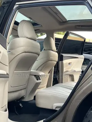 Toyota Venza XLE 4dr Wagon (2.7L 4cyl 6A) 2014 Brown