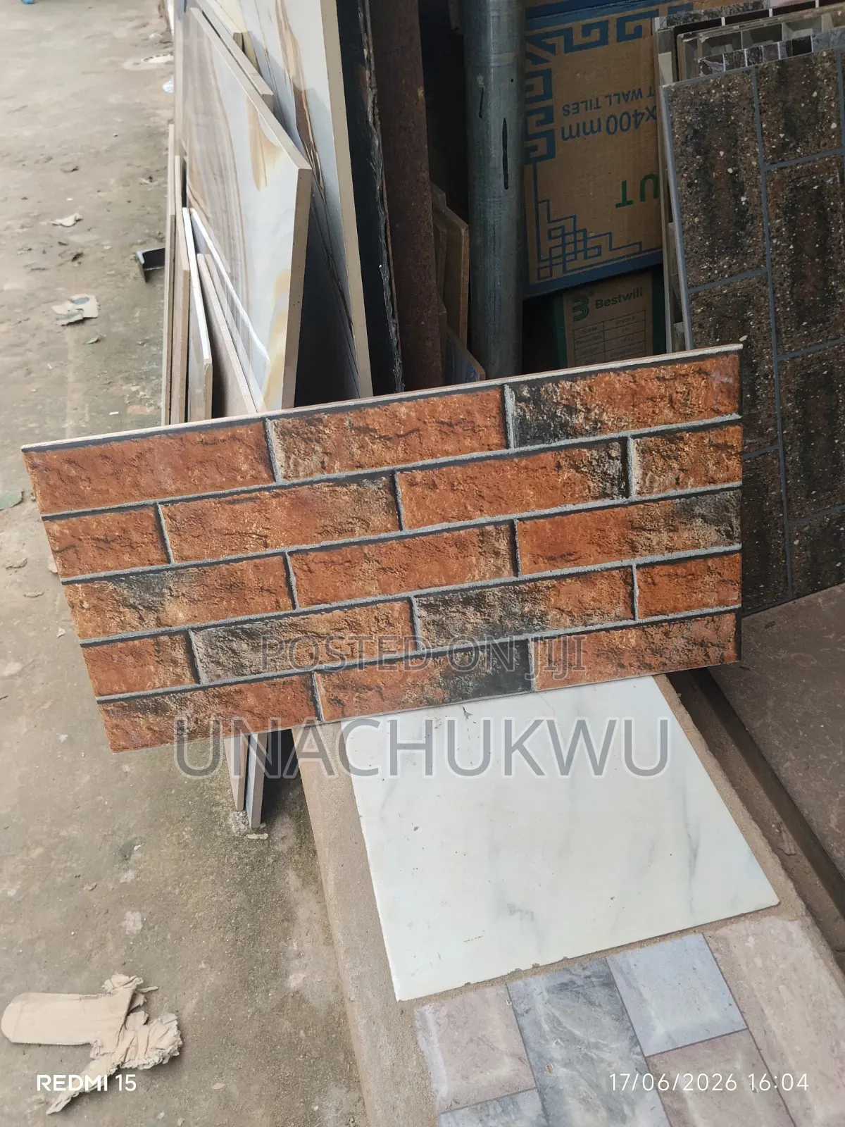 25/50 Cracked Pillar Tiles