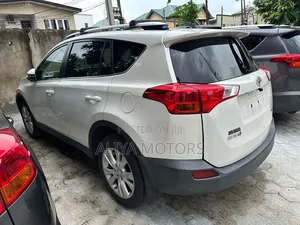 Toyota RAV4 2014 White