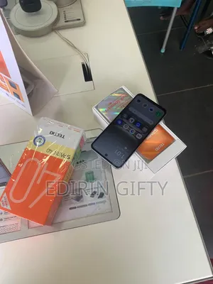 New Tecno Spark 40 128 GB White