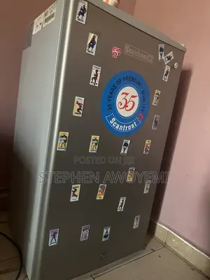 Scanfrost Refrigerator With Freezer