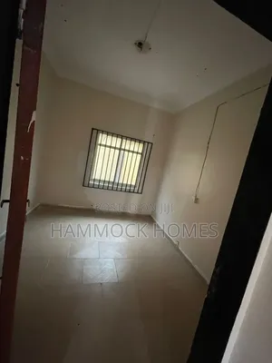 3bdrm Block of Flats in Hope Estate, Alakia for rent