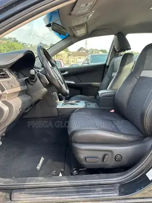 Toyota Camry SE 4dr Sedan (2.5L 4cyl 6A) 2013 Black