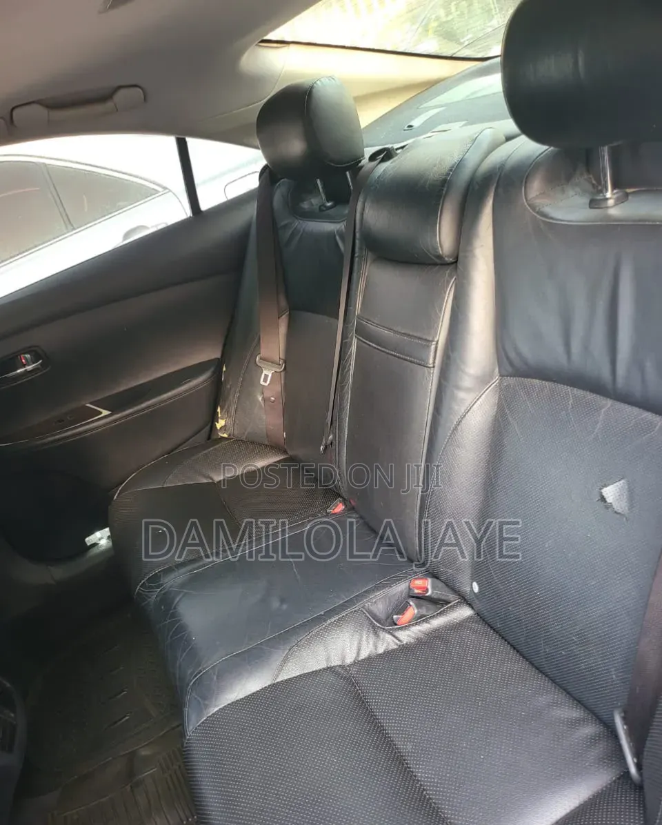 Lexus ES 350 2011 Black