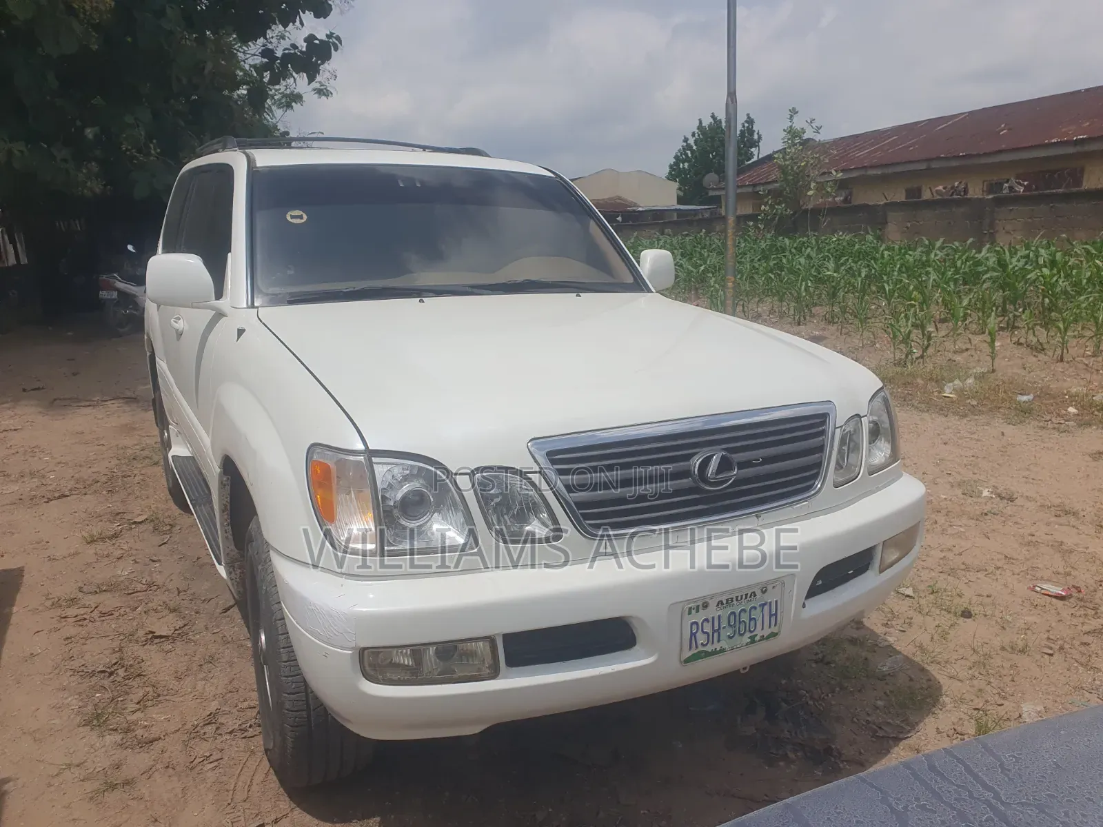 Lexus LX 470 1999 White