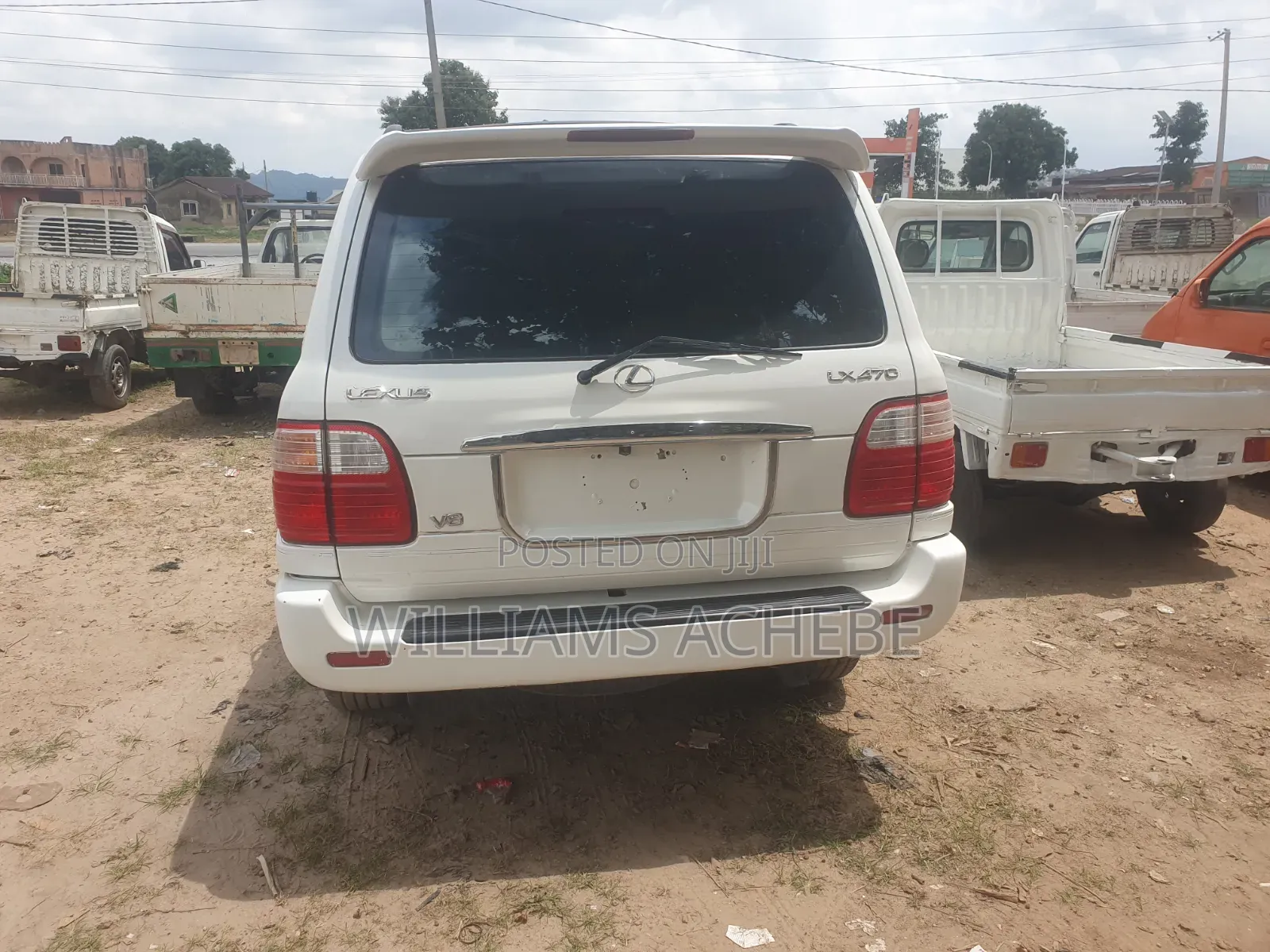 Lexus LX 470 1999 White