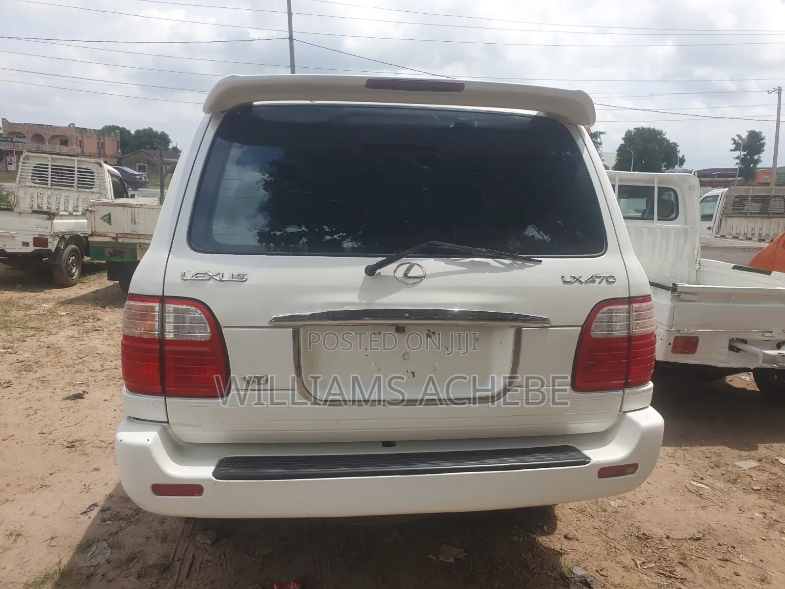 Lexus LX 470 1999 White