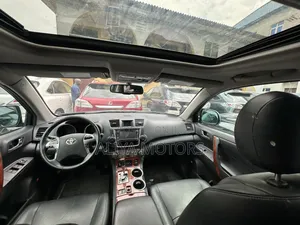 Toyota Highlander 2014 Blue