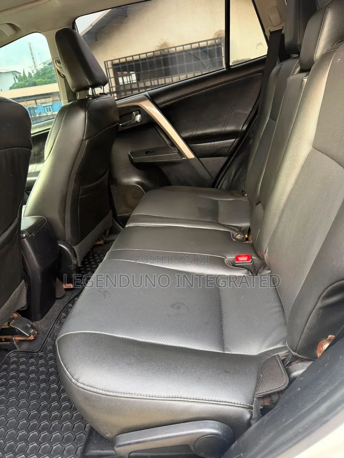 Toyota RAV4 2017 White