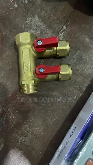 2way Brass Manifold Designed for Water Distribution,