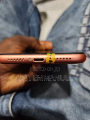 Apple iPhone XR 64 GB