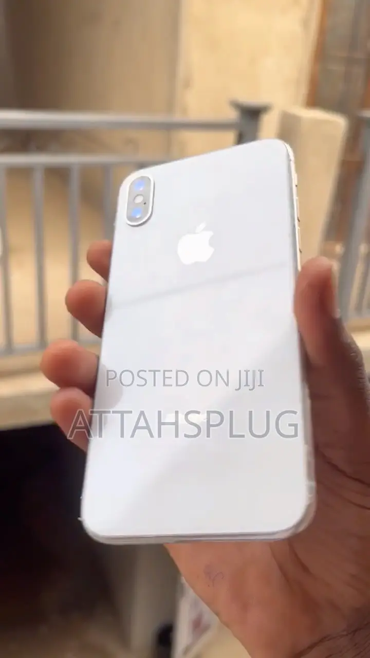 Apple iPhone X 64 GB White