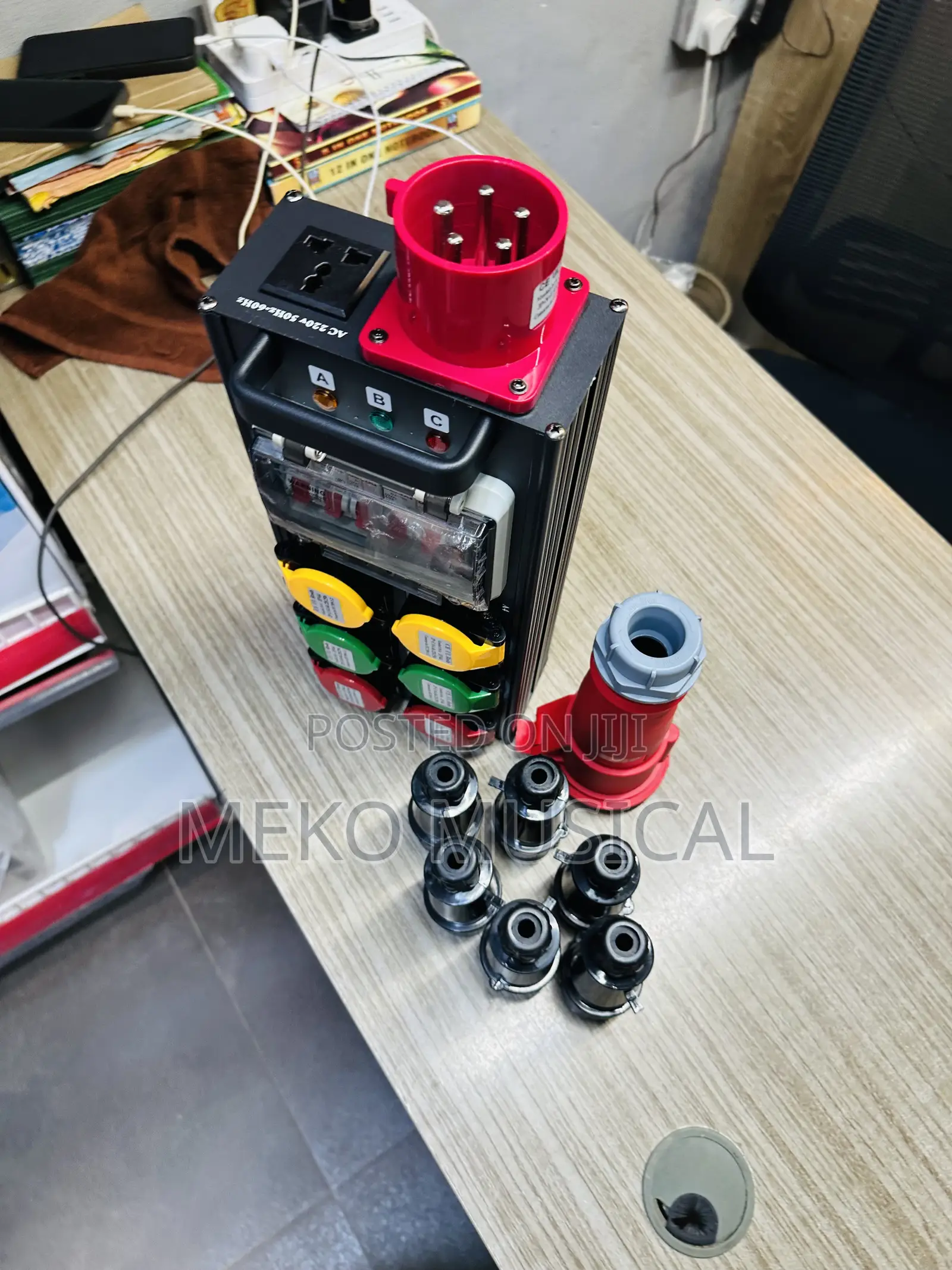 Power Distribution 6 Channels
