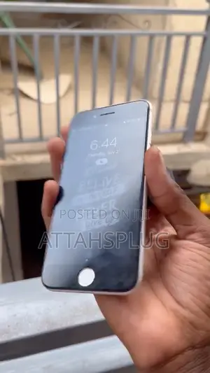 Apple iPhone 7 128 GB Silver