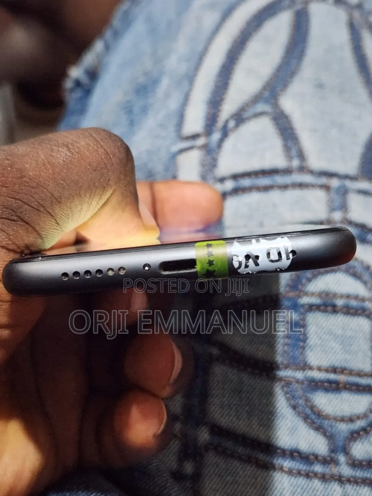 Apple iPhone 11 64 GB Black
