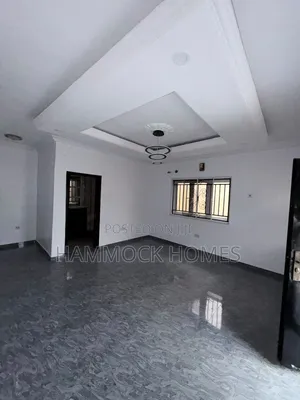 3bdrm Block of Flats in Ikolaba Gra, Bodija for rent