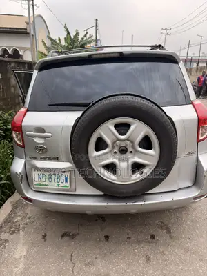 Toyota RAV4 V6 2007 Silver