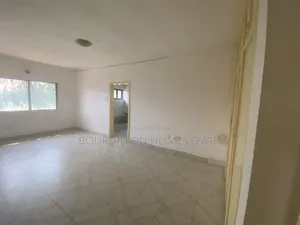 2bdrm Apartment in Lekki Phase 1 for rent