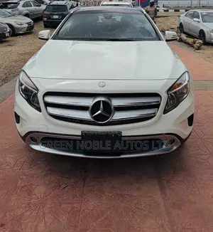 Mercedes-Benz CLA-Class CLA 250 4MATIC Wagon 2016 White