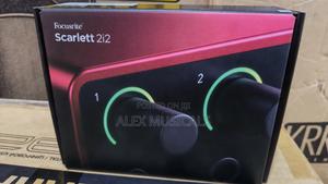 Focusrite Scarllet 2i2 4th Gen