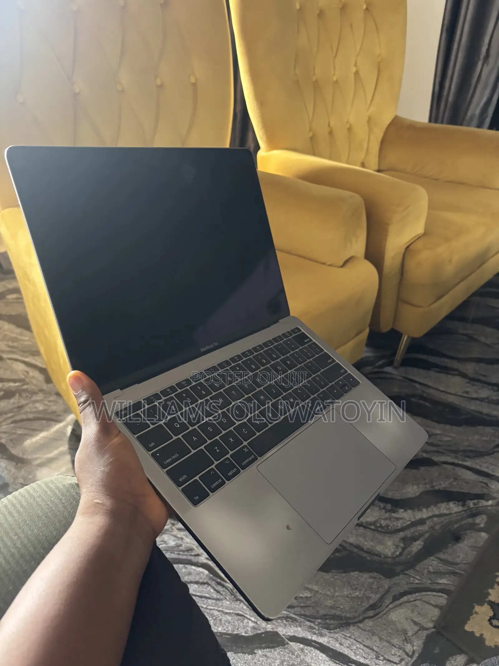 Laptop Apple MacBook Pro 2017 8GB Intel Core i5 HDD 128GB