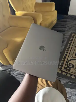 Laptop Apple MacBook Pro 2017 8GB Intel Core i5 HDD 128GB