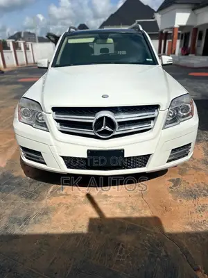 Mercedes-Benz GLK-Class 350 4MATIC 2012 White