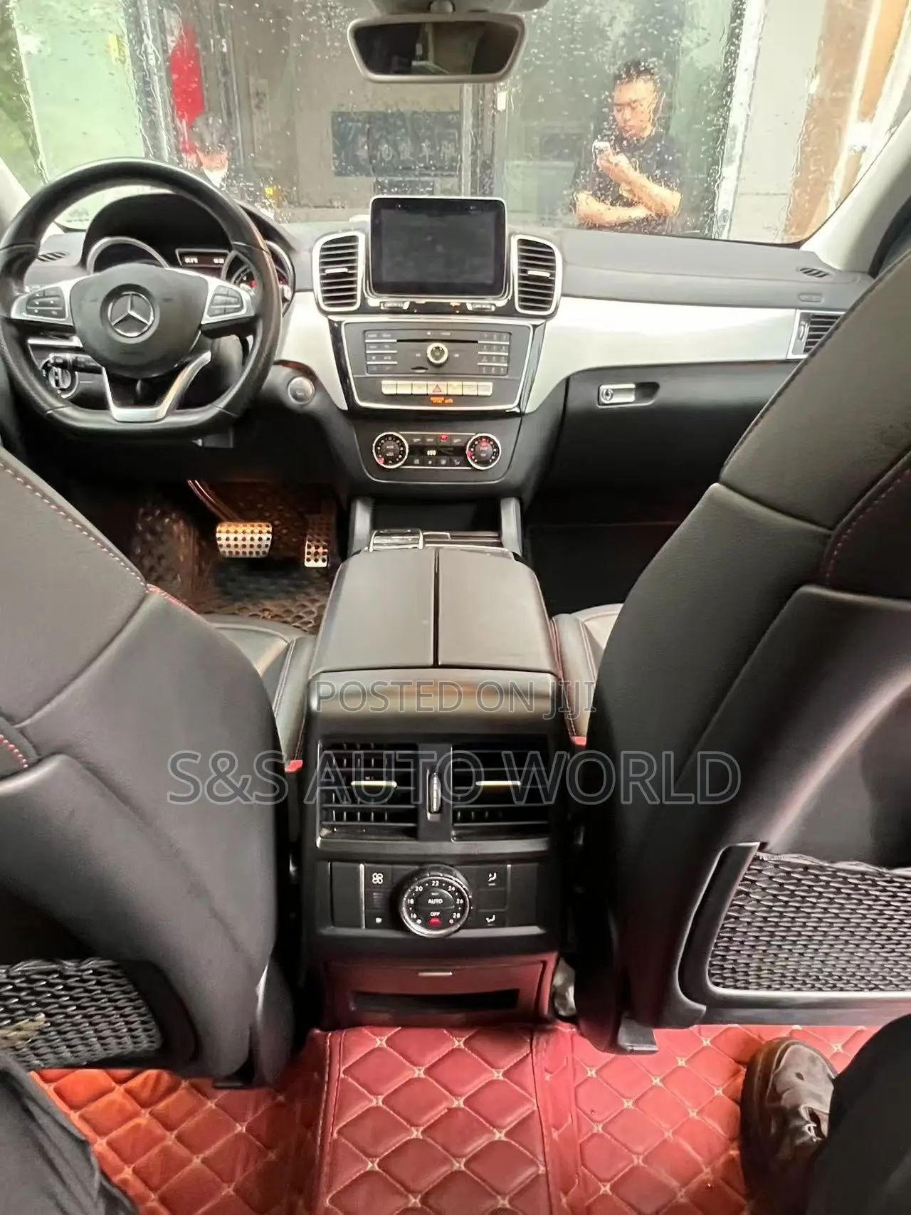 Mercedes-Benz GLE-Class 2018 Red