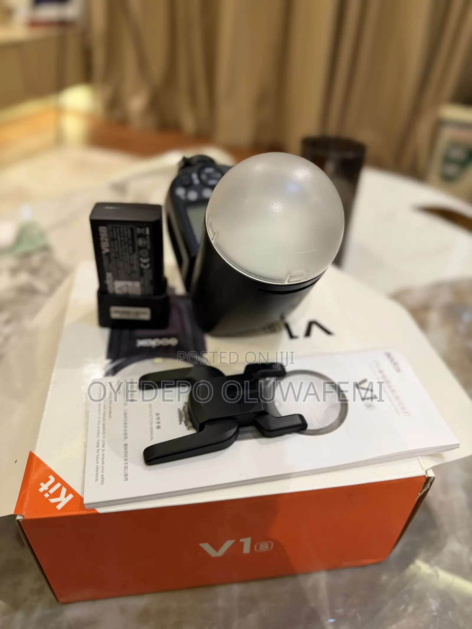 V1 (Sony) Camera Flash