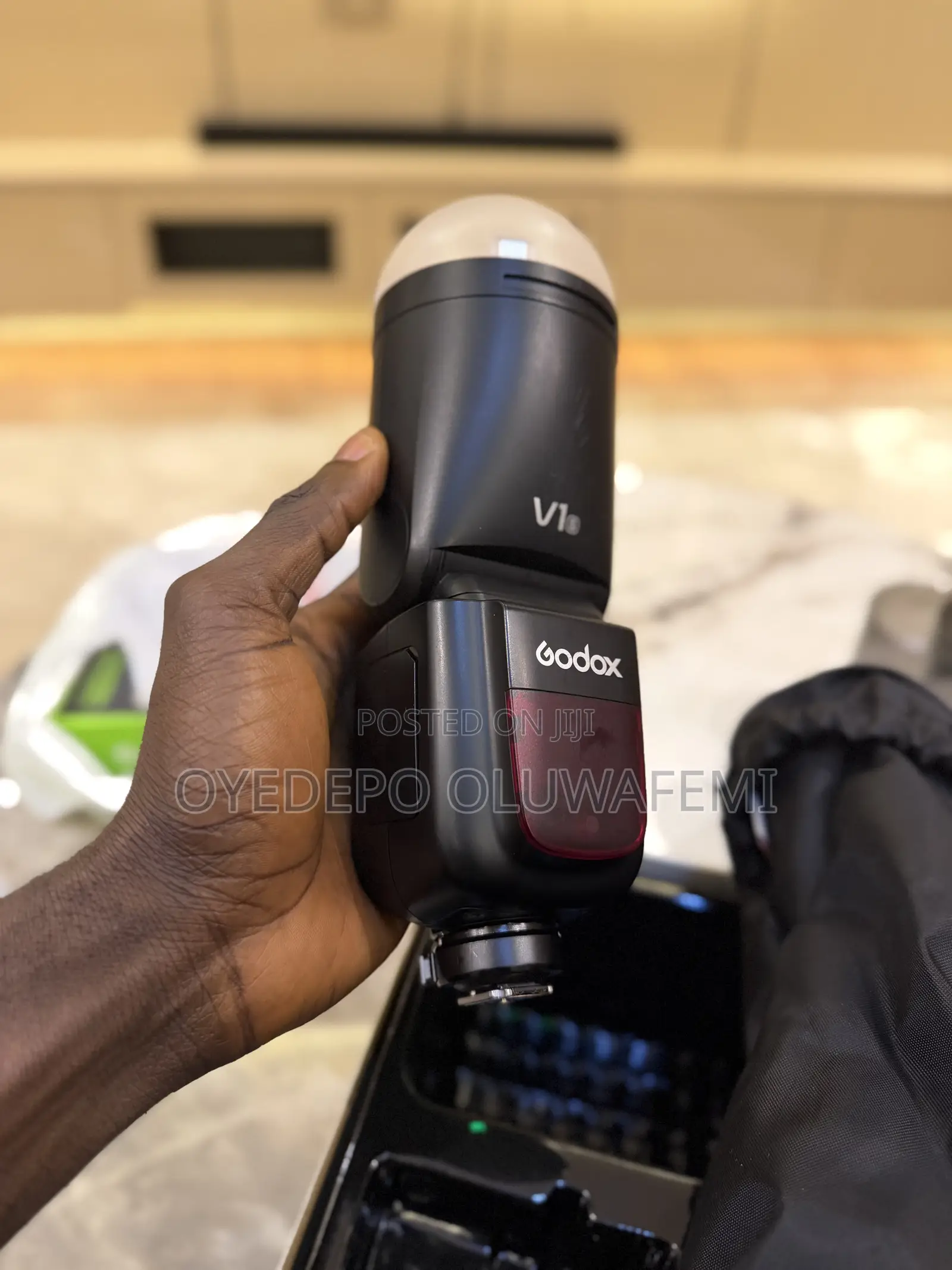 V1 (Sony) Camera Flash