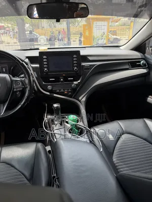 Toyota Camry 2021 White