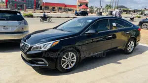Hyundai Sonata Base Sedan FWD (2.4L 4cyl 6A) 2016 Black