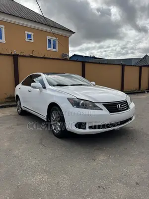 Lexus ES 350 2012 White