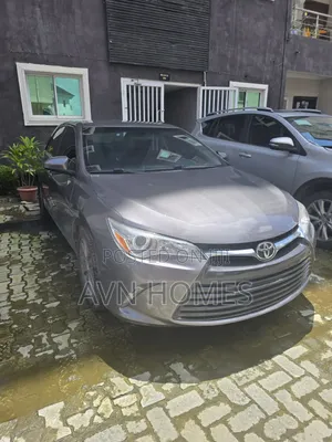 Toyota Camry LE 4dr Sedan (2.5L 4cyl 6A) 2017 Gray
