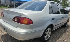 Toyota Corolla 2001 Silver