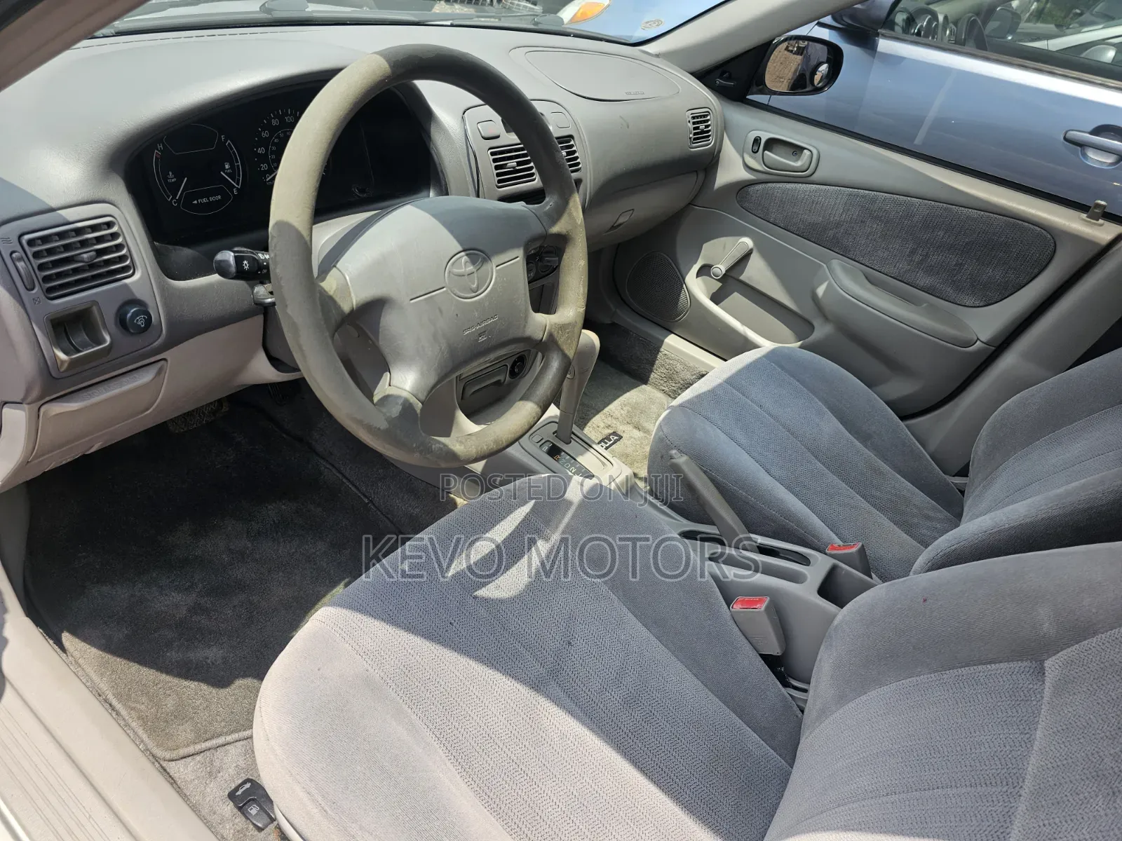 Toyota Corolla 2001 Silver
