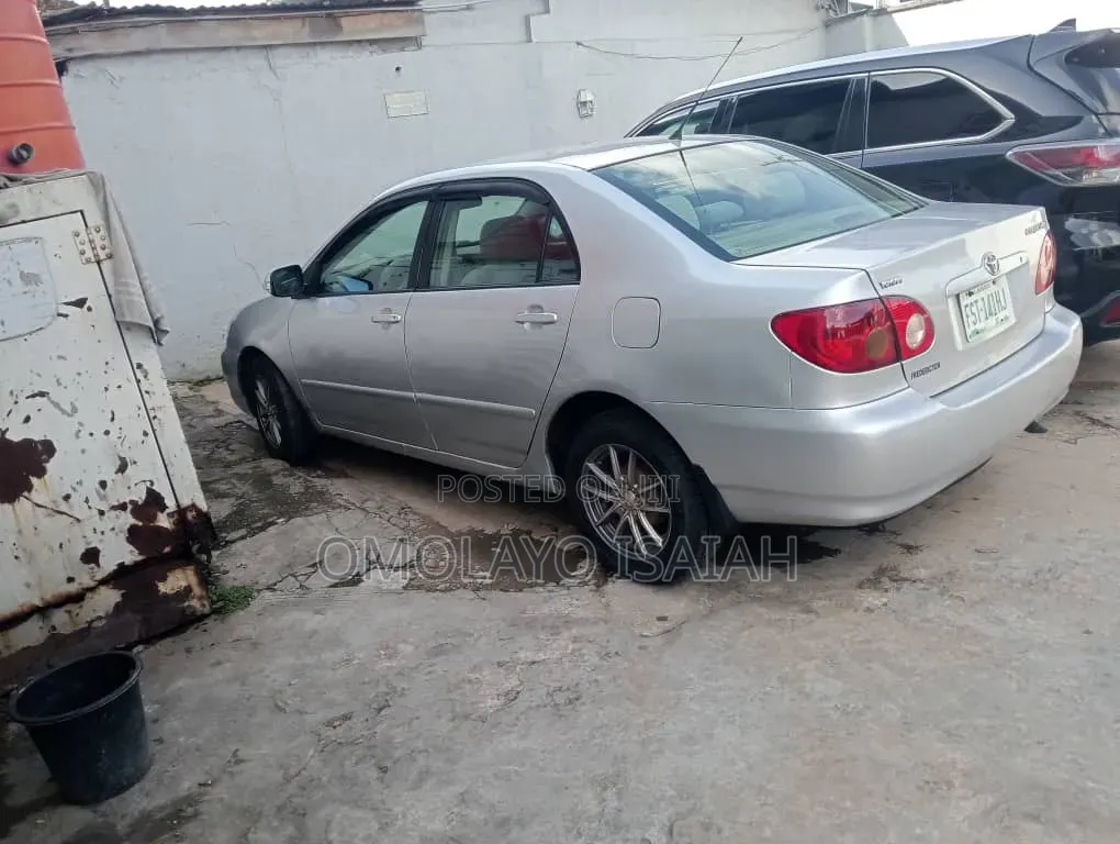 Toyota Corolla 2006 Silver