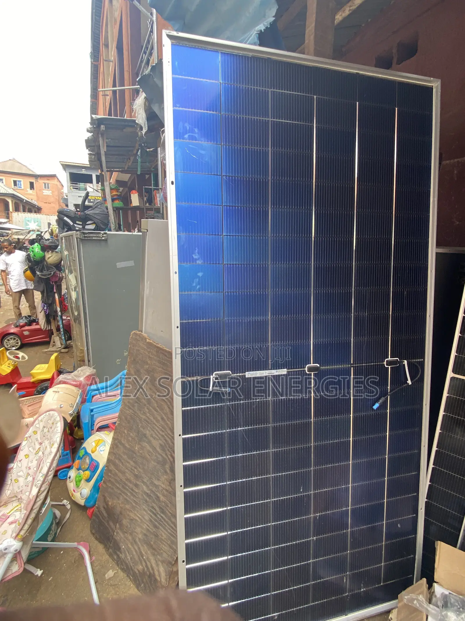 620 Watt Jinko Panel