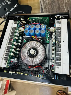 JBL Powered Amplifier 2 Channels