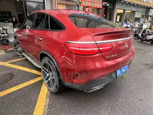 Mercedes-Benz GLE-Class 2018 Red