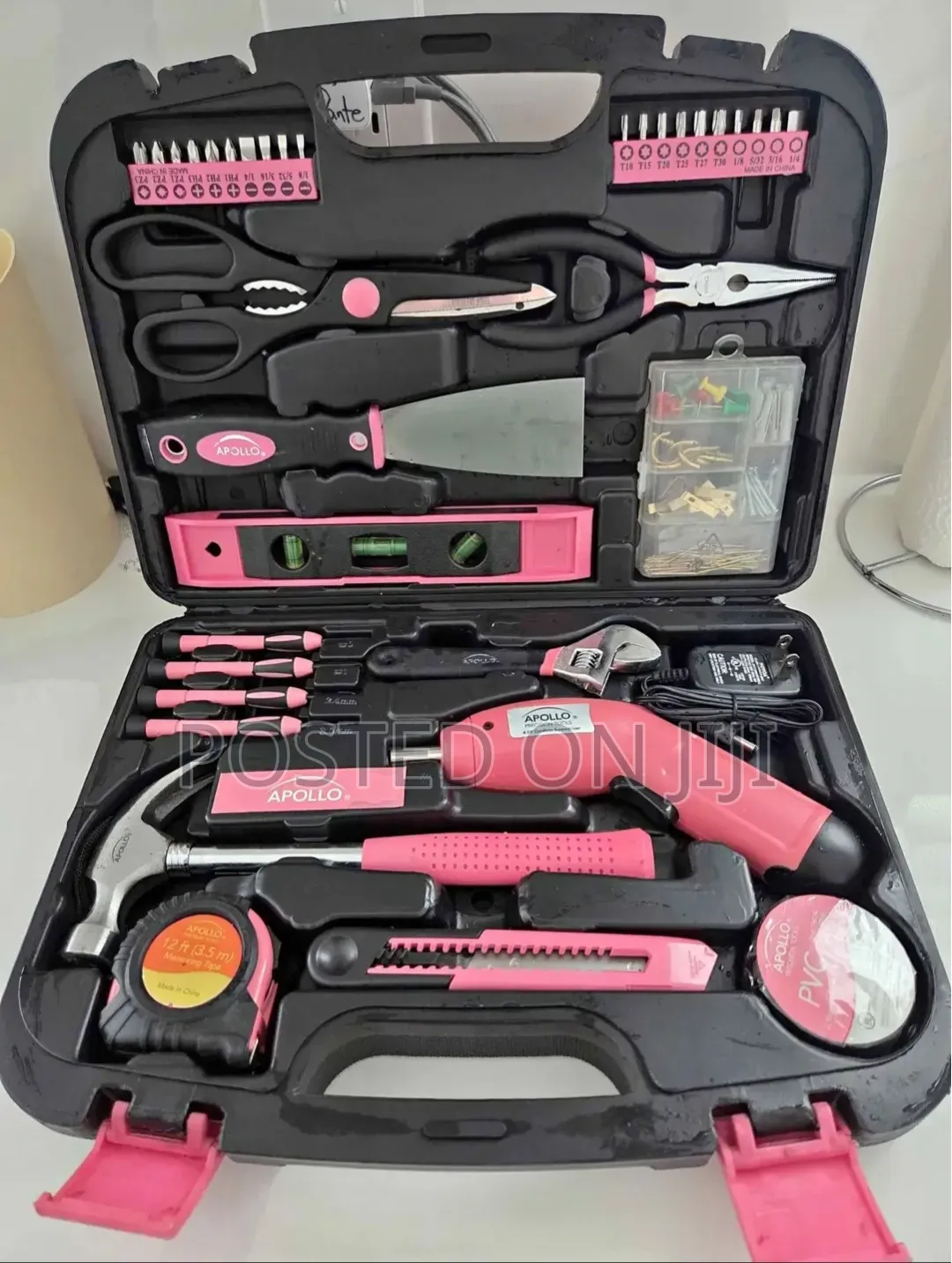 Never Used Apollo Tool Kit (135 Pieces)