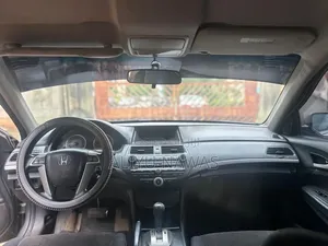 Honda Accord 2010 Gray