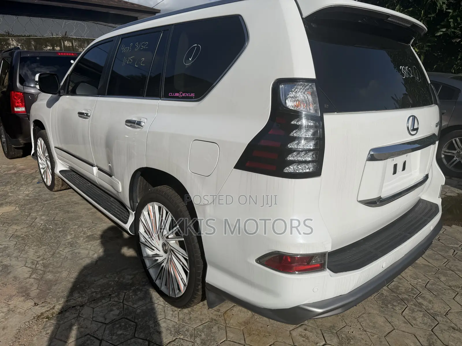 Lexus GX 2011 White